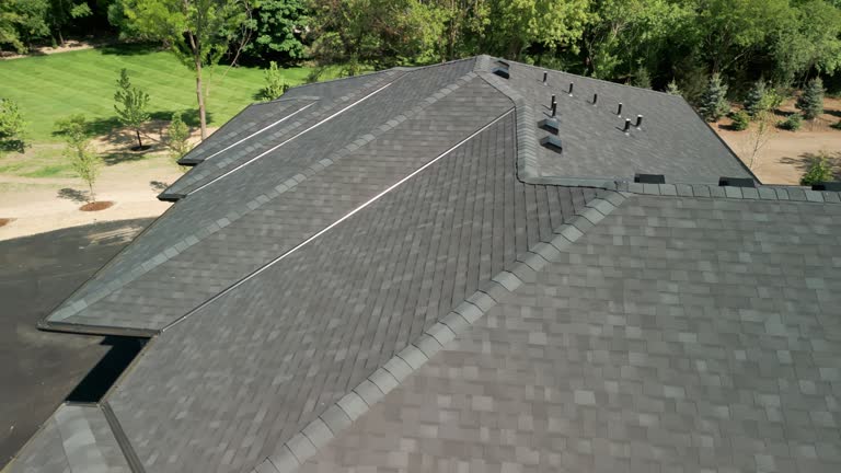  Forest City, IA Roofing Service Pros